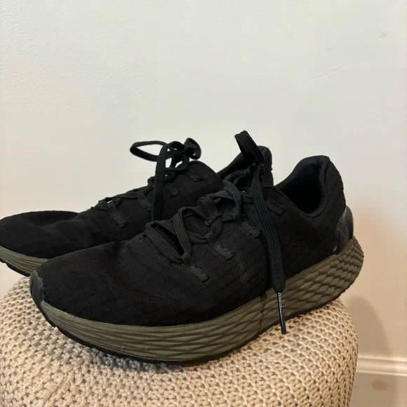 Nobull Ripstop Runner in Black Ivy Men’s 6.5 Women’s 8 - Picture 2 of 7